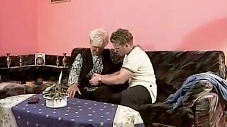 Old mature homemade sex