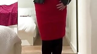 Sexy granny Layla in red