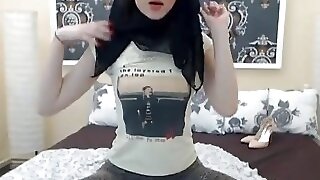 Cam Girl SweetMuslim strips and plays on a private session