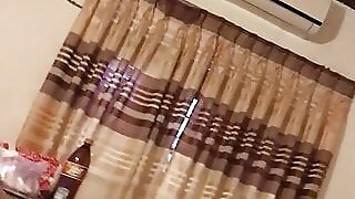 Sri Lankan mature wife Blowjob with Deep Throat